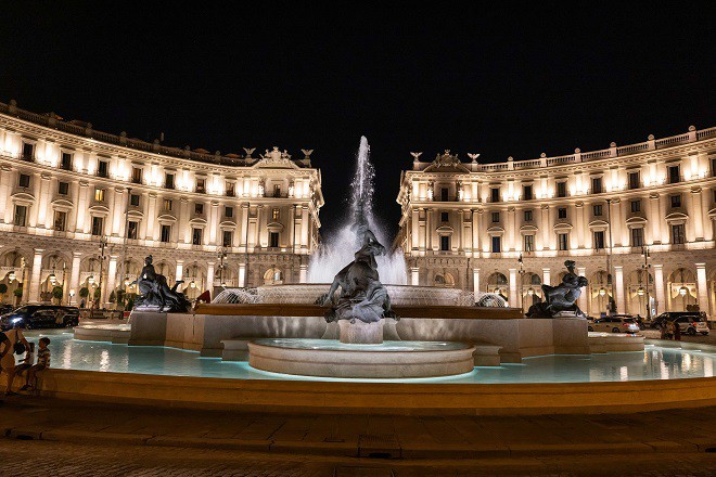 Completato il restauro della fontana delle Naiadi